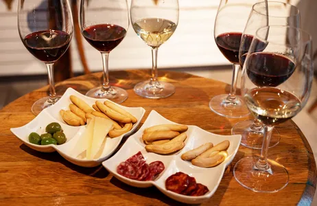 Tour de vinho privativo em Sevilha