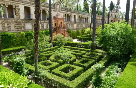 Seville Tour Combo: Transfer diurno de ida e volta + visita privativa ao Real Alcázar