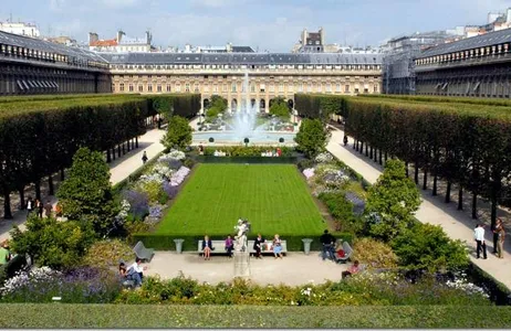 Paris Tour Viva o charme de "Emily em Paris": uma experiência mágica na Cidade Luz!