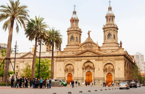 Santiago Tour COMBO: Traslado ida y vuelta + City Tour en Santiago de Chile 
