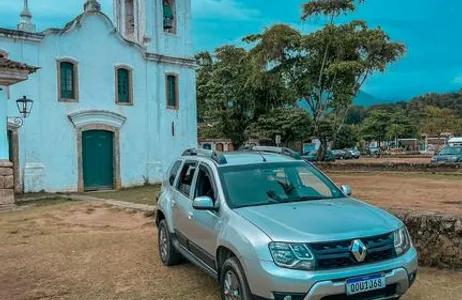 Paraty Tour Passeio a pé pelo centro histórico, com visita às cachoeiras e aos alambiques de Paraty.