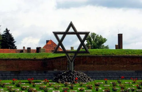 Terezin Concentration Camp and Memorial Tour