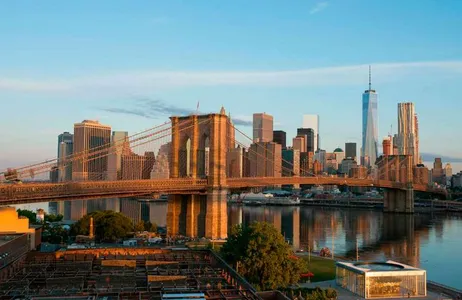 Contrasts of the New York Tour