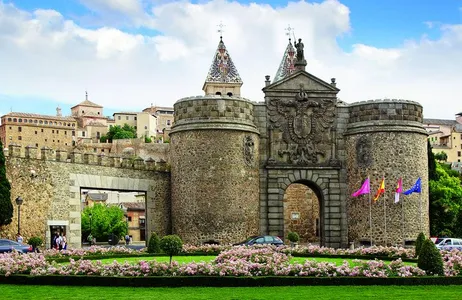 Toledo on your own - Half day free with entry to the Church of Santo Tomé (Burial of Senhor Orgaz)