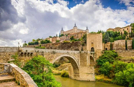 Full Day Toledo with Tapas and Wine