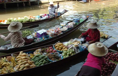 Damnoen Saduak Half-Day Floating Market