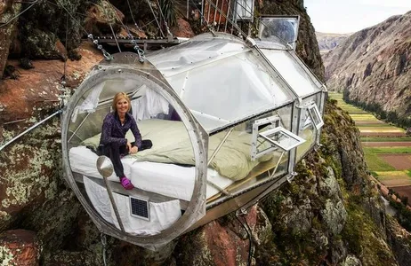 Skylodge Experience: festa do pijama extrema com Via Ferrata
