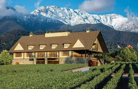 Alyan Sunset Vineyard inclui traslados