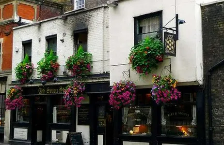 London's Historic Pub Walking Tour