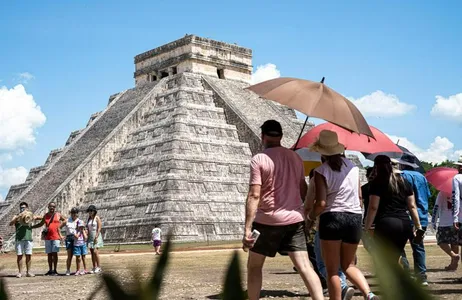 Chichén Itzá, Valladolid and Cenote with tequila tasting