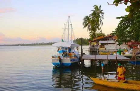 Pontal da Barra – From Fishing to Handicrafts – Mundaú Lagoon