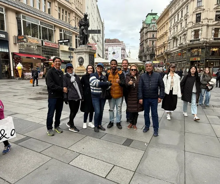 iFriend image 1