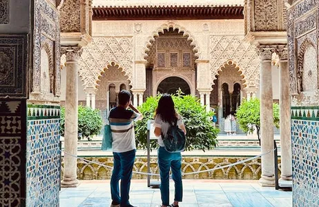 Sevilla Ticket Real Alcázar de Sevilla: Entrada + Tour a pie por la ciudad de Sevilla
