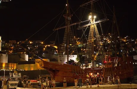 Dubrovnik Ticket Cruzeiro noturno panorâmico saindo de Dubrovnik