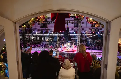 Gramado Ticket Camarote Brocker para o Grande Desfile de Natal em Gramado