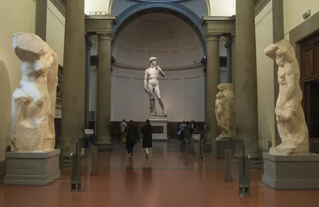 Florence Ticket Experimente a beleza de Michelangelo sem esperar na Galeria Accademia com nossa visita guiada móvel às 9h.