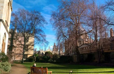 Oxfordshire Tour Oxford: CS Lewis and JRR Tolkien Walking Tour