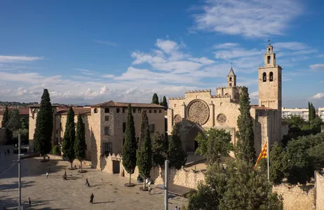 Barcelona Tour Visita audioguiada ao Mosteiro de Sant Cugat del Vallès