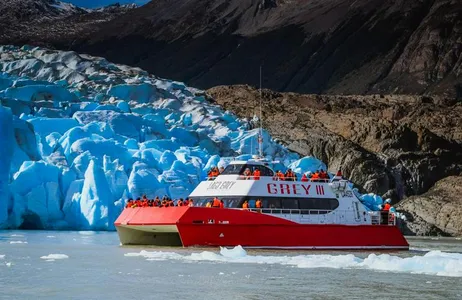 Navegação ao Glaciar Grey desde Puerto Natales