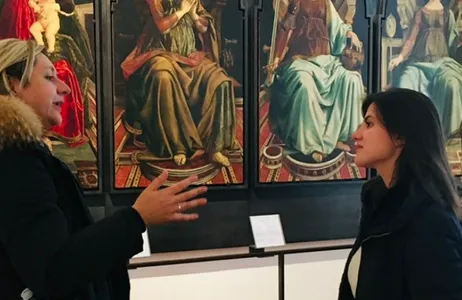 Guided tour of Florence's main tourist attractions and a visit to the Medici Chapels.