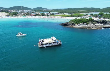 Aventura en catamarán en Cabo Frío